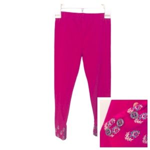 KHAADI BRIGHT PINK LEGGINGS WITH BUTTONS AND EMBROIDERY AT HEMS • Sz 5-6 YRS